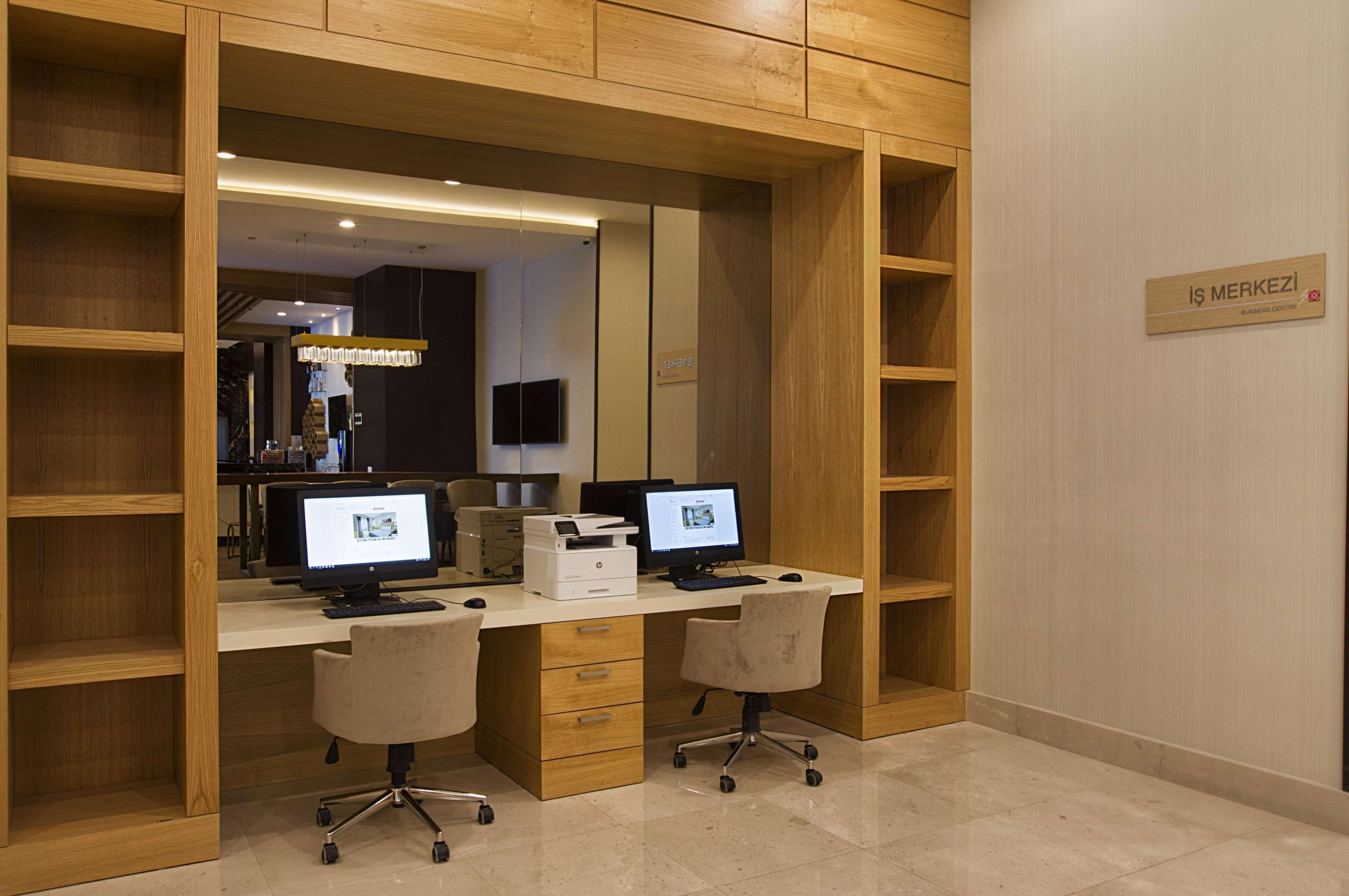Hilton Garden Inn Isparta Eksteriør billede